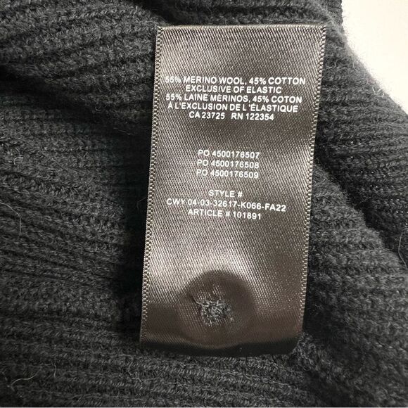 Aritzia Wilfred Cropped Next Door Cardigan Sweater Size XS - Picture 10 of 11